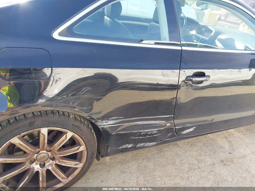 2011 Audi A5 2.0T Premium VIN: WAURFAFR2BA042567 Lot: 44876622