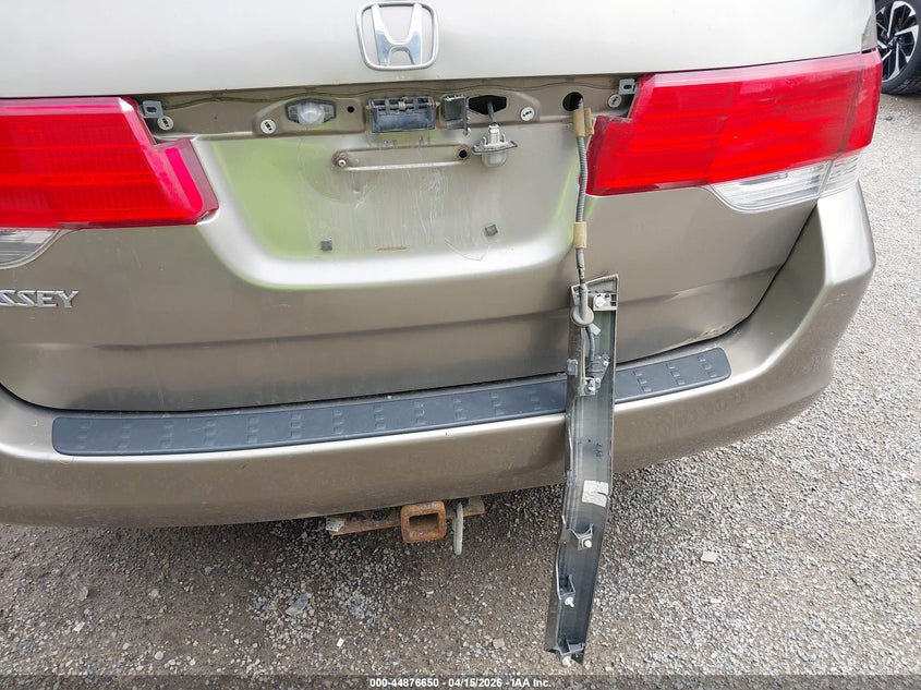 2008 Honda Odyssey Ex-L VIN: 5FNRL38618B058074 Lot: 44876650