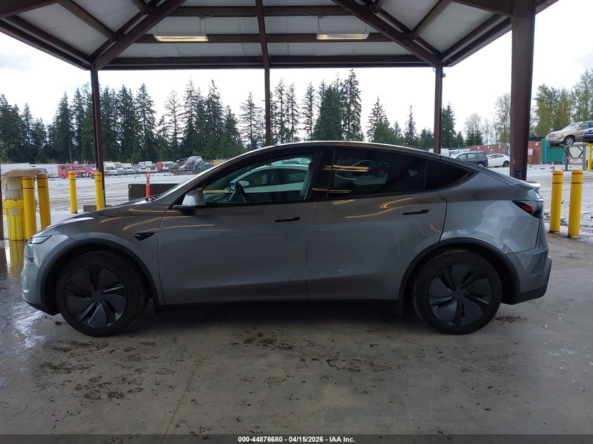 2026 Tesla Model Y Premium Rear-Wheel Drive/Standard Rear-Wheel Drive VIN: 7SAYGDED5TF376204 Lot: 44876680