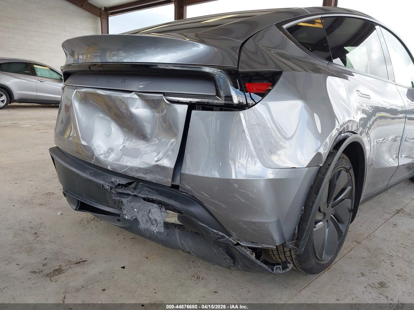 2026 Tesla Model Y Premium Rear-Wheel Drive/Standard Rear-Wheel Drive VIN: 7SAYGDED5TF376204 Lot: 44876680