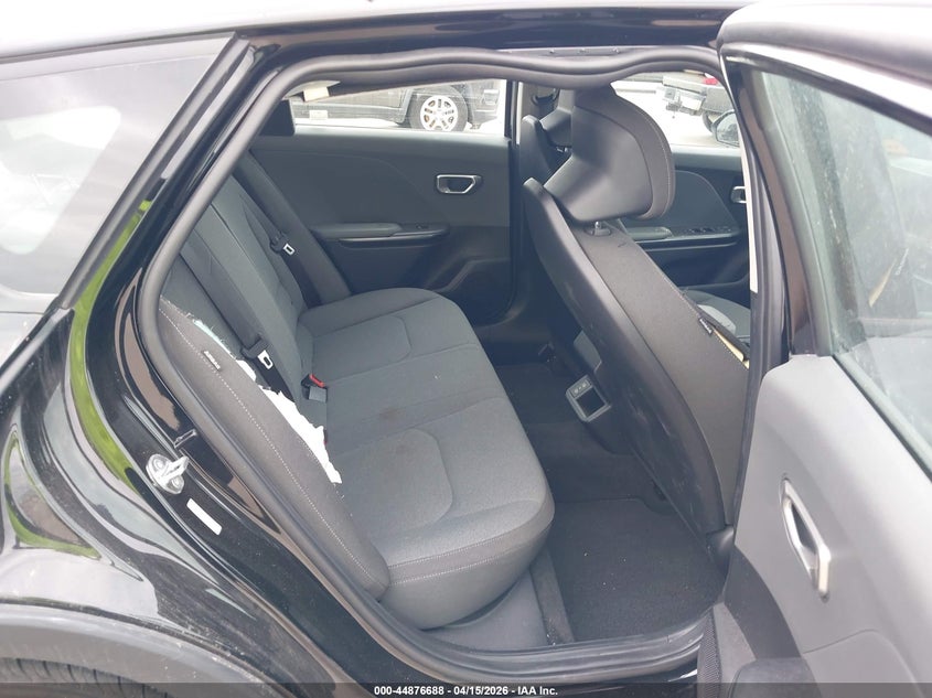 2025 KIA K4 auction photo 8
