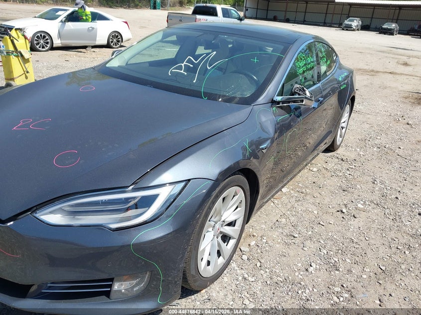 2017 Tesla Model S 100D/60D/75D/90D/P100D VIN: 5YJSA1E23HF227170 Lot: 44876842