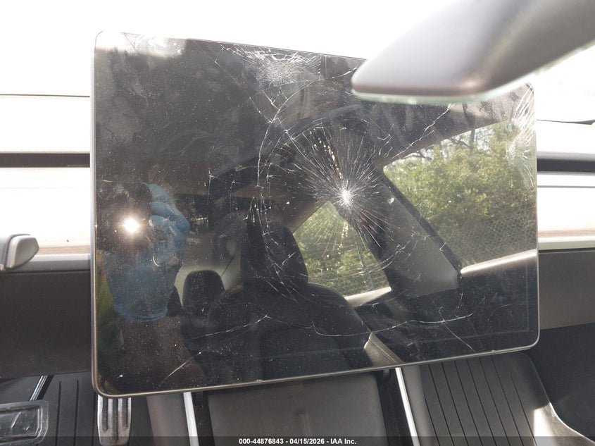 2018 Tesla Model 3 Long Range/Performance VIN: 5YJ3E1EB1JF067546 Lot: 44876843