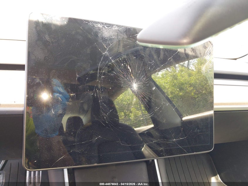 2018 Tesla Model 3 Long Range/Performance VIN: 5YJ3E1EB1JF067546 Lot: 44876843