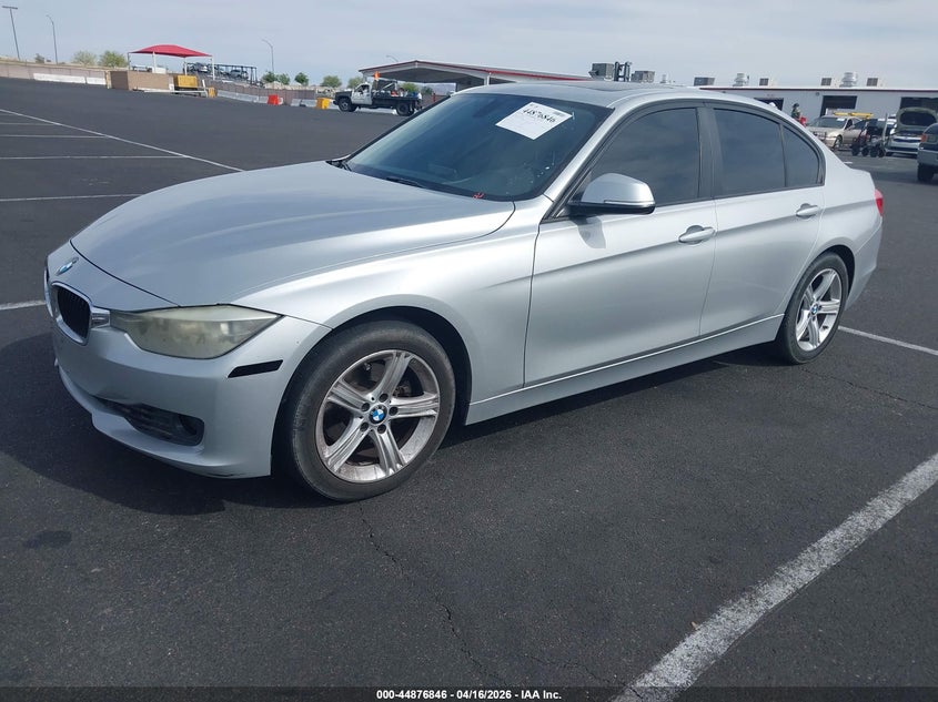 Vin: wba3c1c57df443652, lot: 45374177, bmw 328i 20132