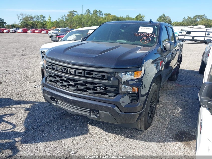2022 Chevrolet Silverado 1500 2Wd Short Bed Custom