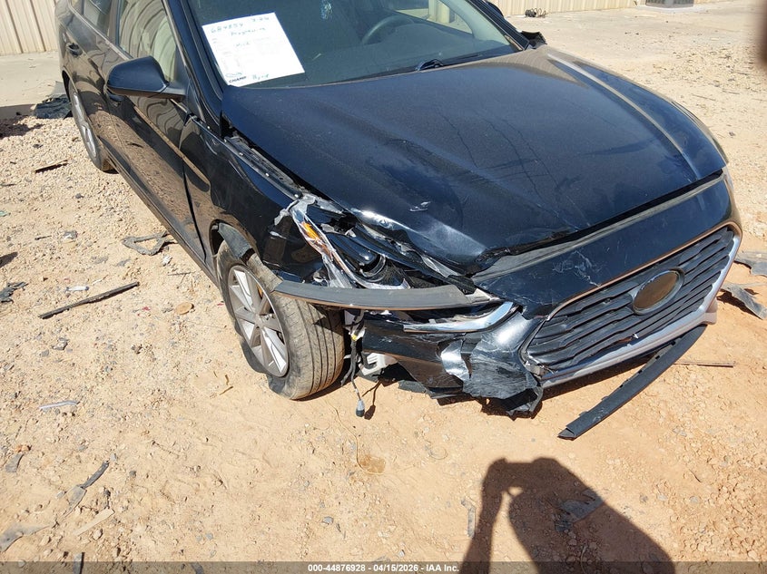 2019 Hyundai Sonata Se VIN: 5NPE24AF2KH802985 Lot: 44876928