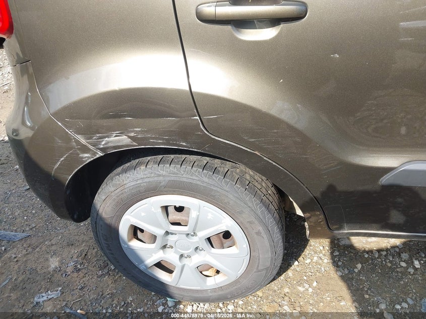 2013 Kia Soul VIN: KNDJT2A52D7498412 Lot: 44876979