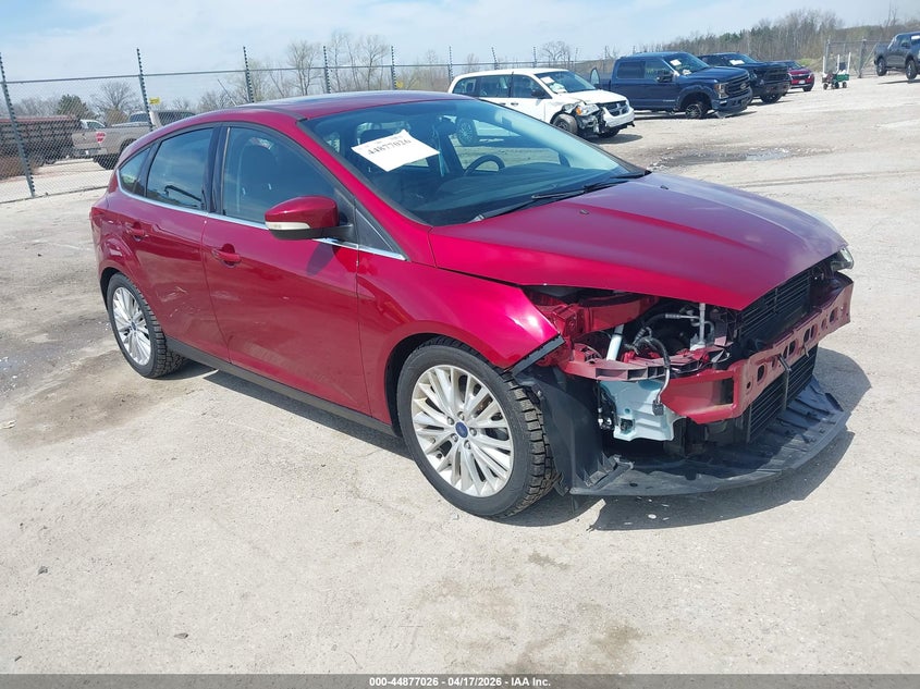 FORD FOCUS 2015. Lot# 44877026. VIN 1FADP3N26FL286491. Photo 1