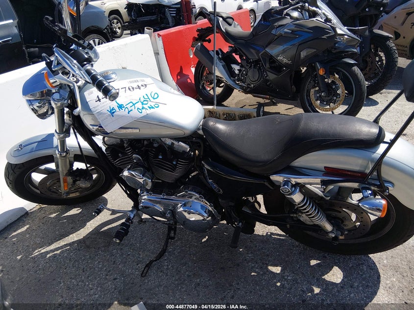 2012 Harley-Davidson Xl1200 C VIN: 1HD1CT334CC431168 Lot: 44877049