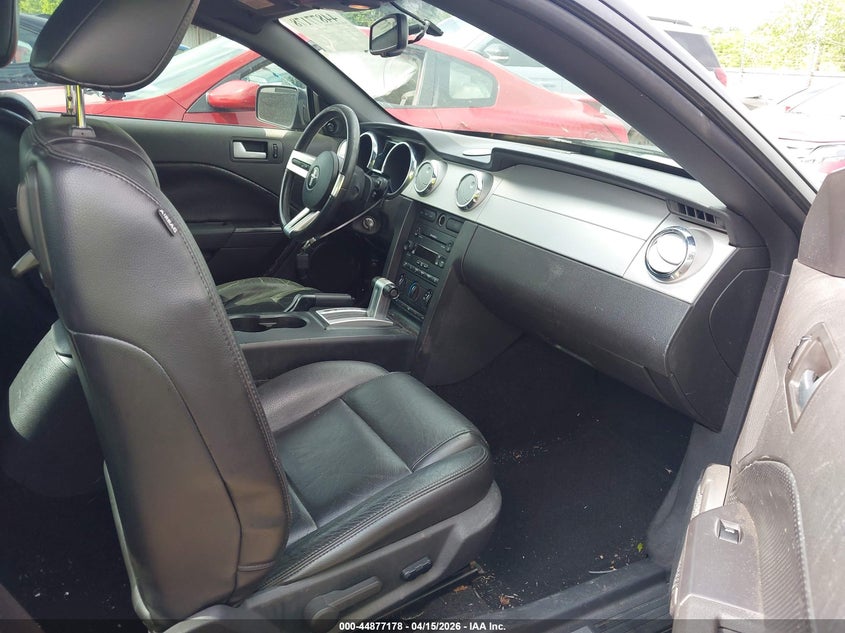 2007 Ford Mustang V6 Deluxe/V6 Premium VIN: 1ZVHT80N975325129 Lot: 44877178