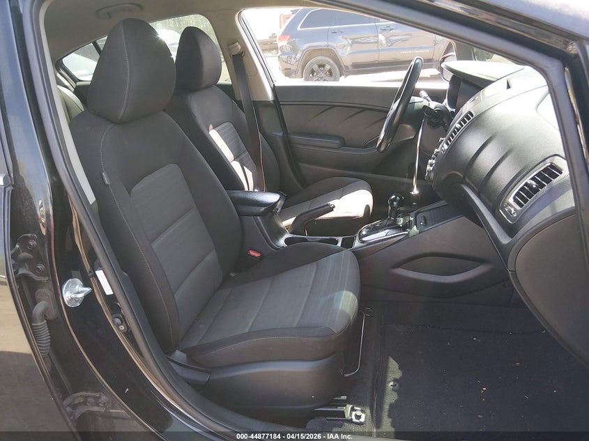 2017 Kia Forte S VIN: 3KPFL4A7XHE091575 Lot: 44877184