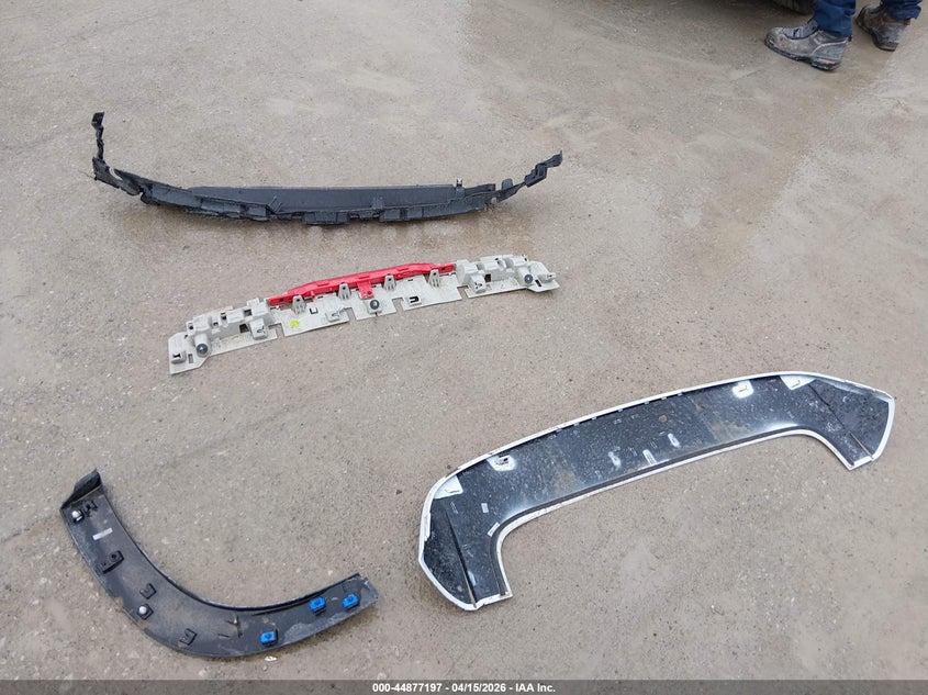 2025 Chevrolet Trax Fwd Activ VIN: KL77LKEP1SC134327 Lot: 44877197