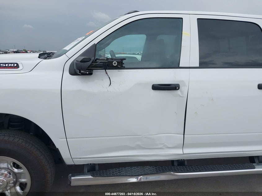 2024 Ram 2500 Tradesman 4X4 6'4 Box VIN: 3C6UR5CJ5RG390568 Lot: 44877203