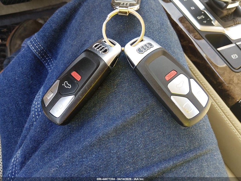 2017 Audi Q7 3.0T Premium VIN: WA1VAAF79HD027872 Lot: 44877204