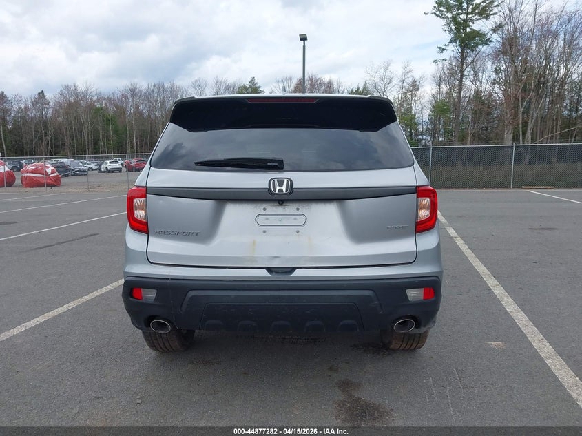 2021 Honda Passport 2Wd Sport VIN: 5FNYF7H29MB000523 Lot: 44877282