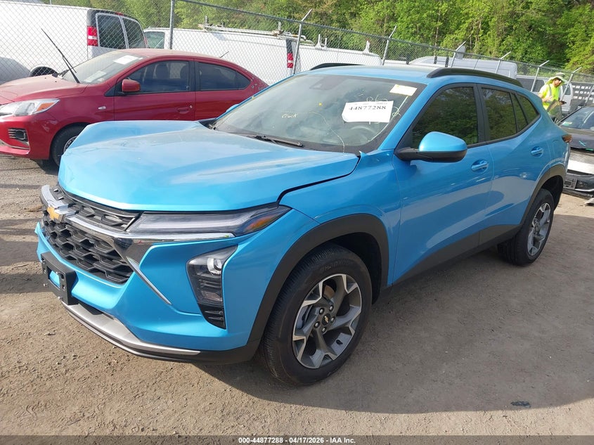 2025 Chevrolet Trax Fwd Lt KL77LHEP0SC284562 photo 1