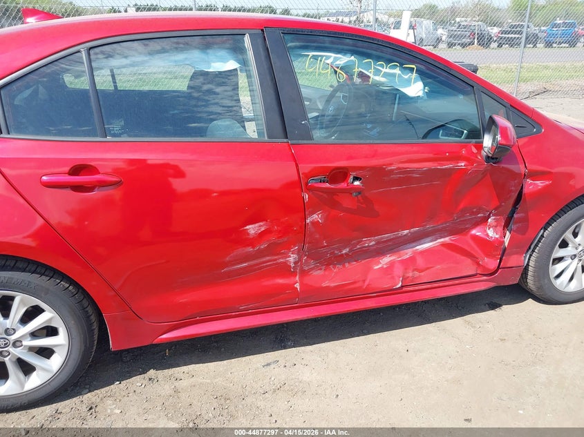 2021 Toyota Corolla Le VIN: 5YFVPMAE3MP269494 Lot: 44877297