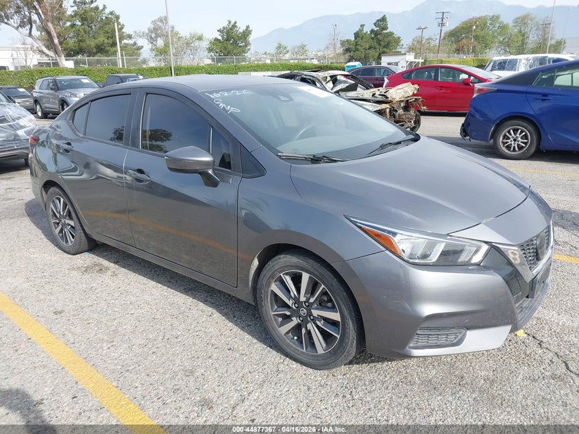 2021 NISSAN VERSA SV XTRONIC CVT