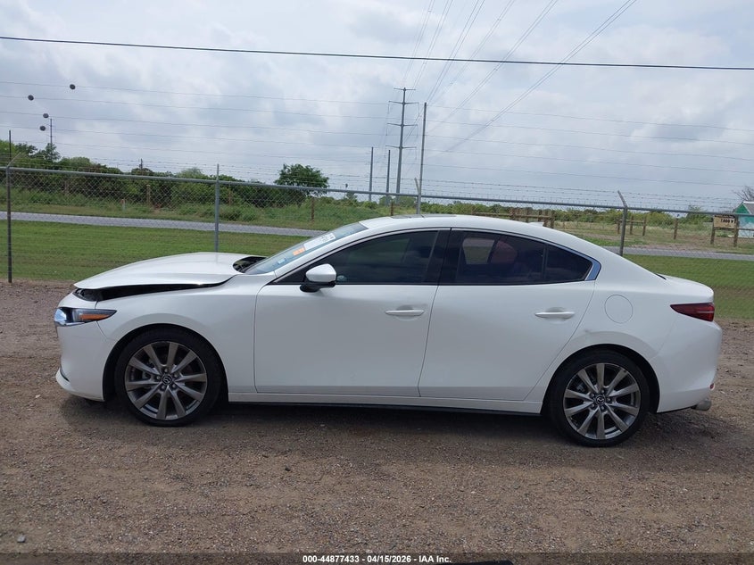 2021 Mazda Mazda3 Premium VIN: 3MZBPBDL0MM252688 Lot: 44877433