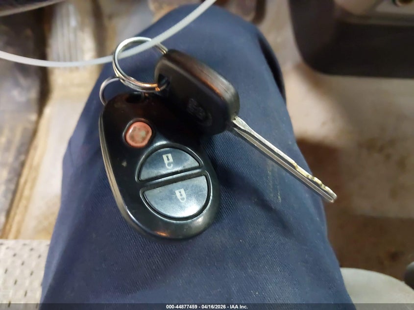 2007 Toyota Tundra Sr5 5.7L V8 VIN: 5TFBV54107X010295 Lot: 44877459