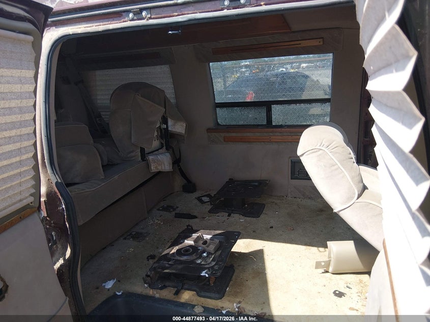 1997 Chevrolet Chevy Van Yf7 Upfitter Pkg. VIN: 1GBFG15R9V1073960 Lot: 44877493