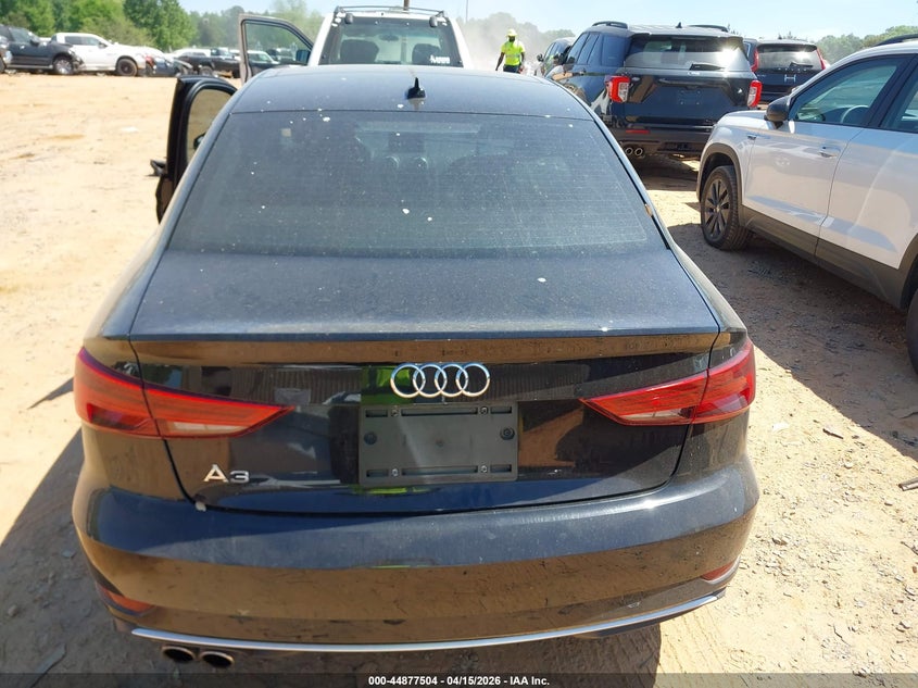 2017 Audi A3 2.0T Premium VIN: WAUAUGFF5H1074532 Lot: 44877504