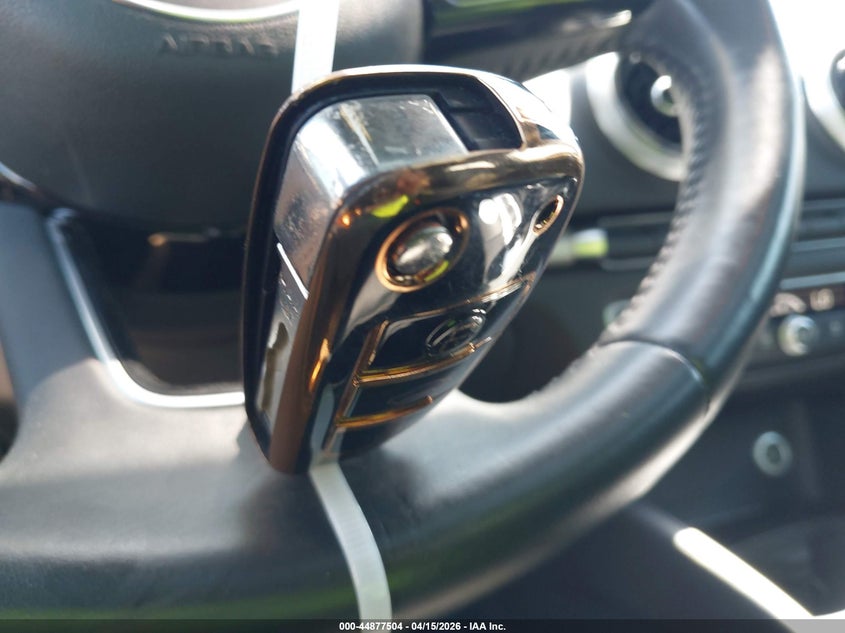 2017 Audi A3 2.0T Premium VIN: WAUAUGFF5H1074532 Lot: 44877504