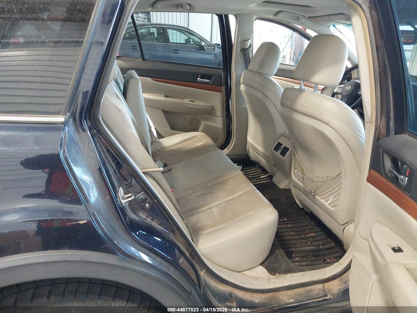 2014 Subaru Outback 2.5I Limited VIN: 4S4BRCLC8E3251985 Lot: 44877523