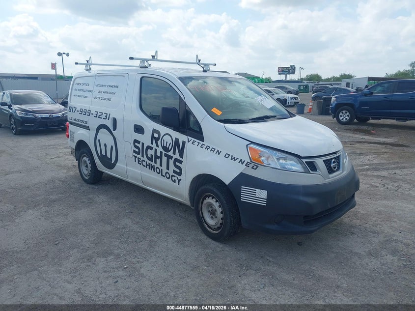 2015 NISSAN NV200 S