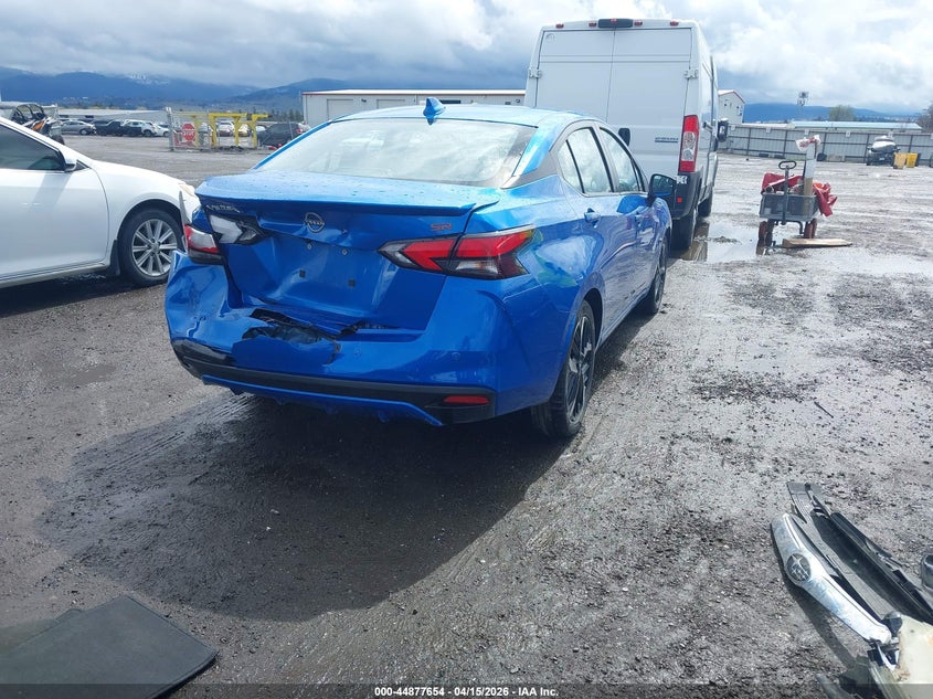 2024 Nissan Versa 1.6 Sr