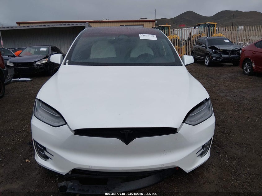 2020 Tesla Model X Long Range Dual Motor All-Wheel Drive/Long Range Plus Dual Motor All-Wheel Drive VIN: 5YJXCAE28LF273408 Lot: 44877748