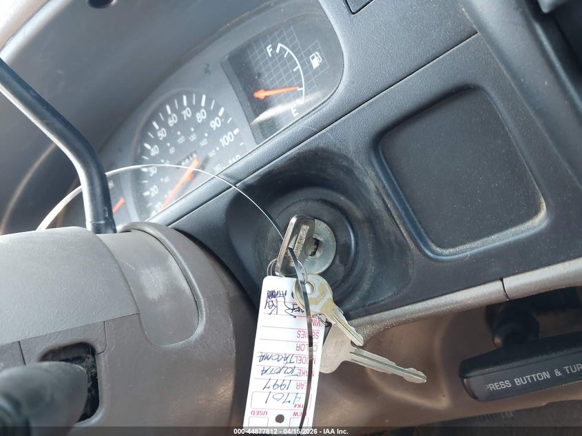 1997 Toyota Tacoma VIN: 4TANL42N4VZ245671 Lot: 44877812