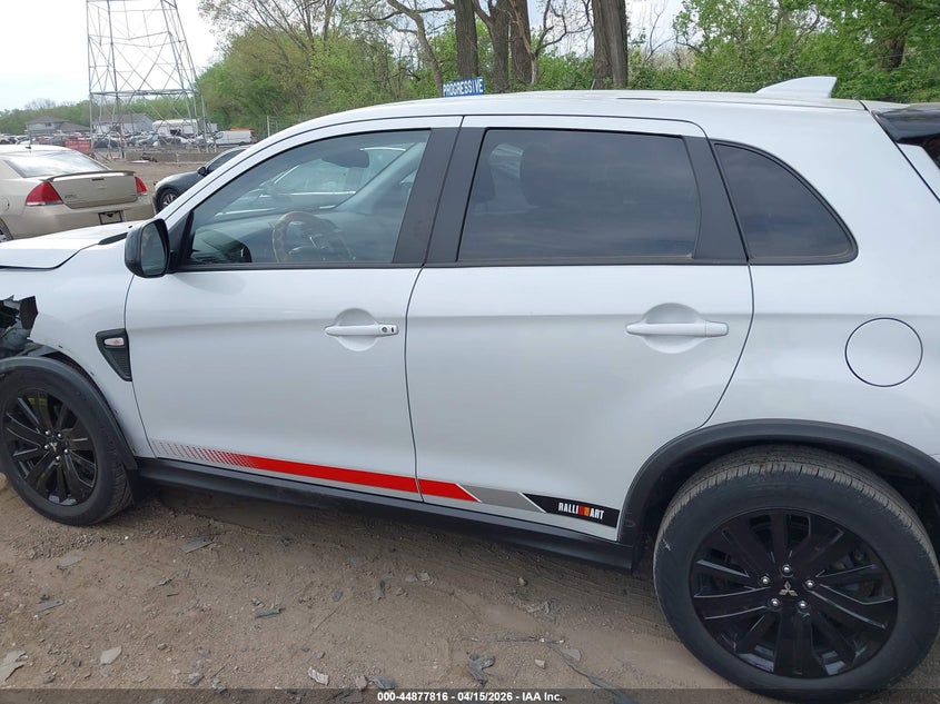 2024 Mitsubishi Outlander Sport 2.0 Es Awc/2.0 Le Awc/2.0 Ralliart Awc/2.0 S Awc/2.0 Se Awc/2.0 Trail Edition Awc VIN: JA4ARUAUXRU019819 Lot: 44877816