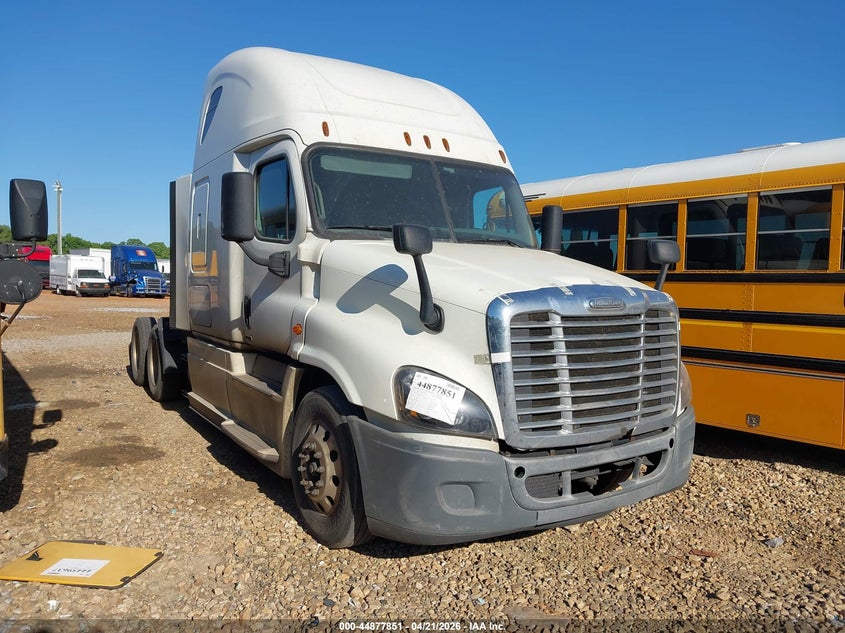 2015 FREIGHTLINER CASCADIA 125