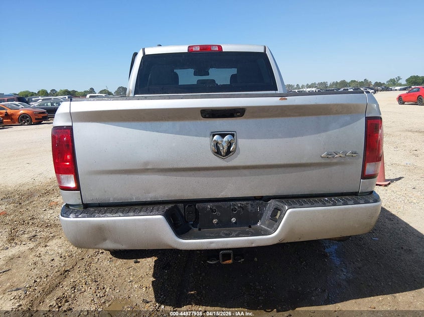 2015 Ram 1500 Express VIN: 1C6RR7KG1FS619887 Lot: 44877938