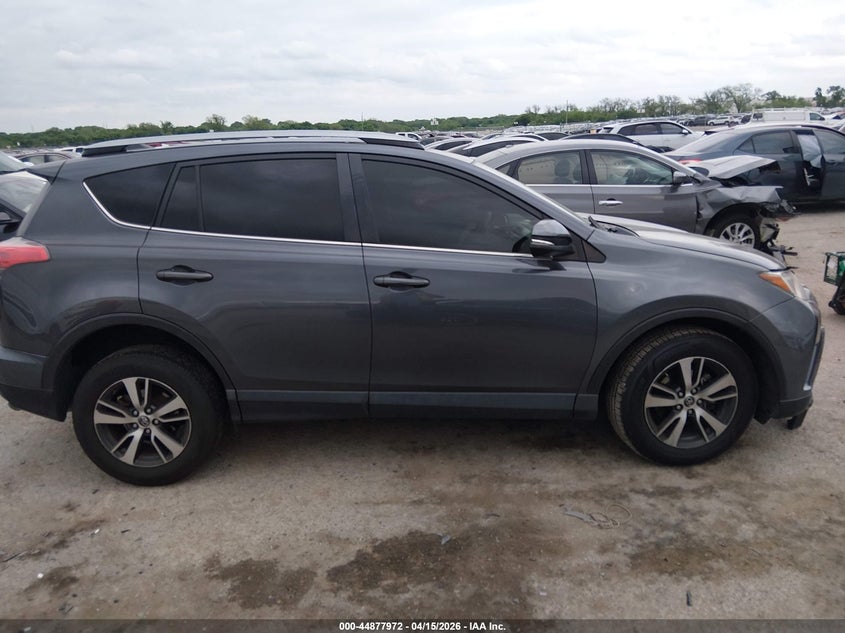 2017 Toyota Rav4 Xle VIN: JTMWFREV4HD096186 Lot: 44877972