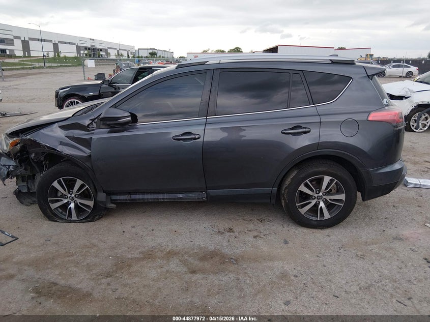 2017 Toyota Rav4 Xle VIN: JTMWFREV4HD096186 Lot: 44877972