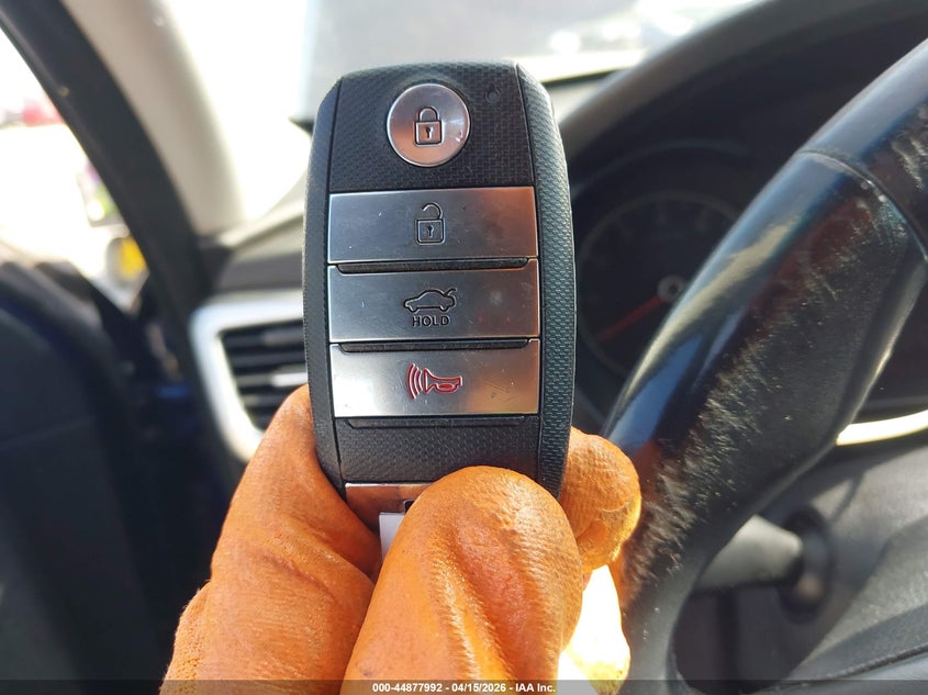 2017 Kia Optima Ex VIN: 5XXGU4L39HG174644 Lot: 44877992