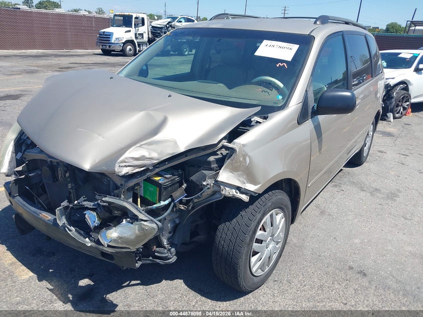 2006 Toyota Sienna Le