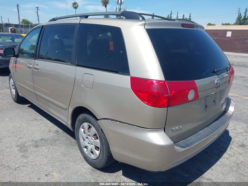 2006 Toyota Sienna Le
