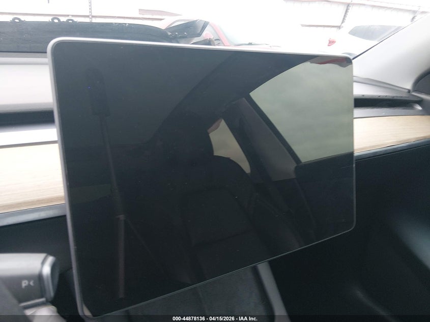 2022 Tesla Model Y Performance Dual Motor All-Wheel Drive VIN: 7SAYGDEF6NF312175 Lot: 44878136