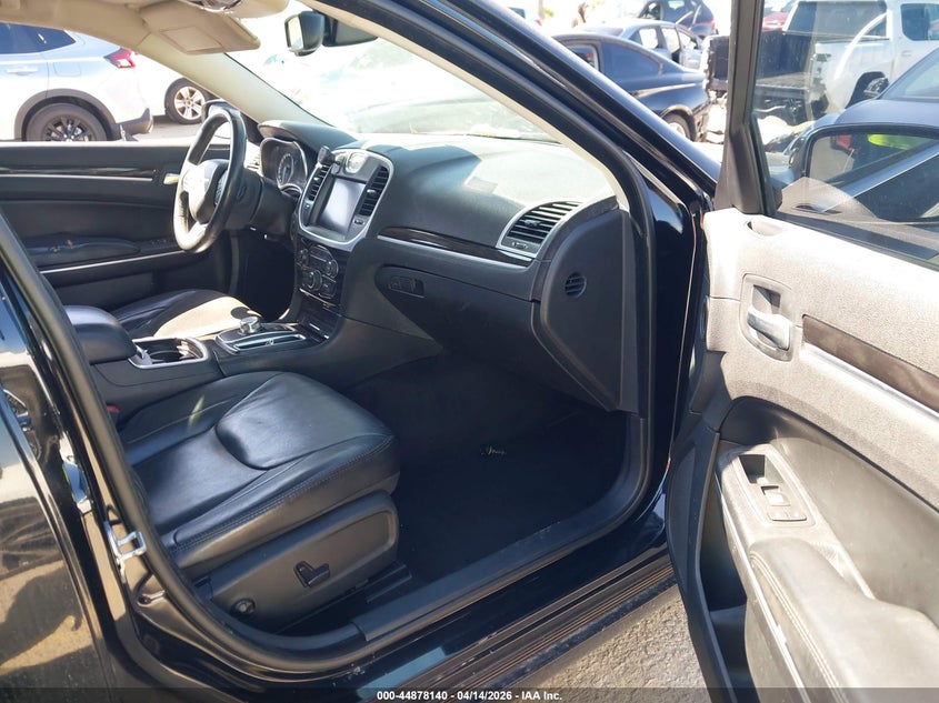 2015 Chrysler 300 Limited