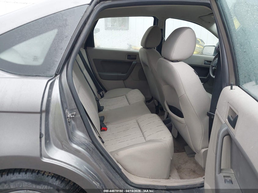 2009 Ford Focus Se VIN: 1FAHP35N99W180566 Lot: 44878150