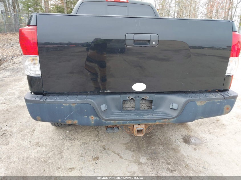 2011 Toyota Tundra Grade 5.7L V8 VIN: 5TFUY5F13BX178373 Lot: 44878161