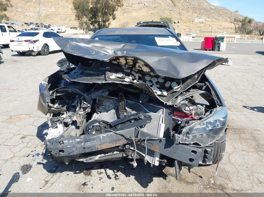 2017 Toyota Corolla Se VIN: 5YFBURHE6HP593348 Lot: 44878163