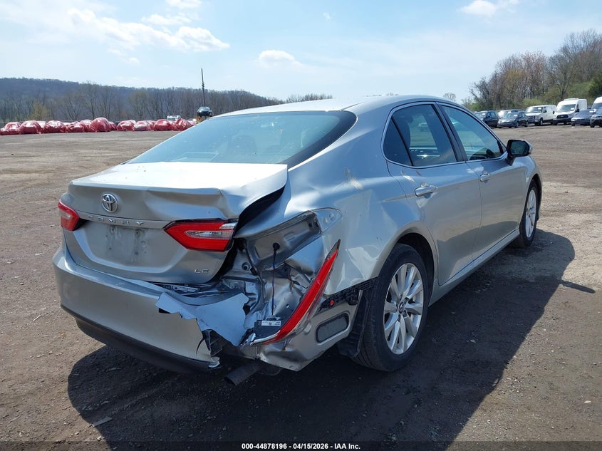 2018 Toyota Camry Le VIN: 4T1B11HK0JU054759 Lot: 44878196