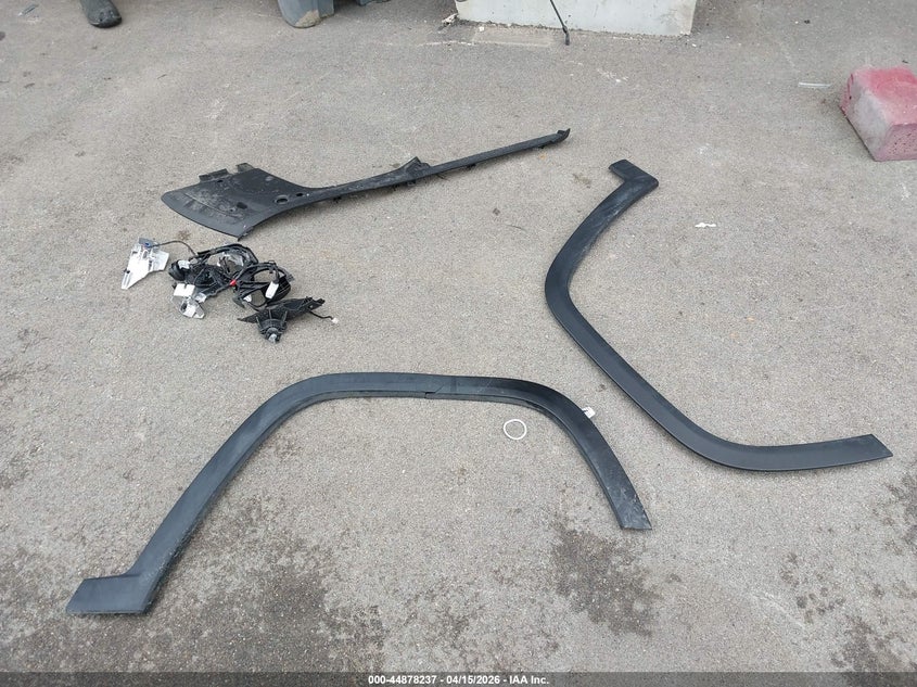 2025 Jeep Grand Cherokee Laredo 4X4 VIN: 1C4RJHAG8SC285238 Lot: 44878237