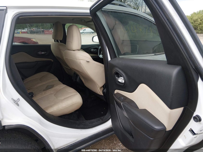 2015 Jeep Cherokee Latitude VIN: 1C4PJMCB5FW595269 Lot: 44878298