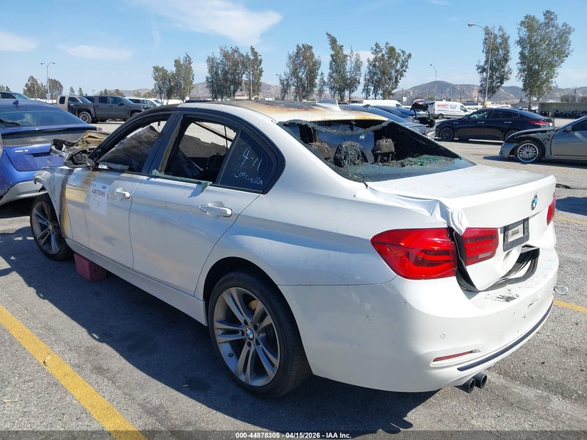 2016 BMW 3er 2.0 328i White Lot 111044878305 Vin WBA8E9G5XGNT87385